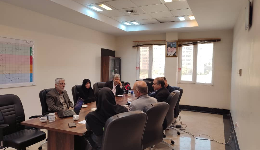 نشست بررسی خلاهای آموزشی و امکان تاسیس رشته مددکاری سالمندی